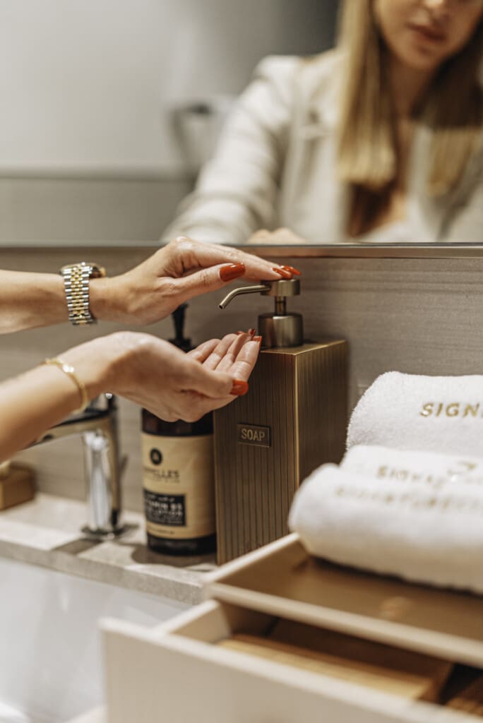 128124 339350 e5ipbaDULdx IfVk8q3ruZjrd8B9sQEqIO9OY4 8p1A 67e2e0996444f.jpg